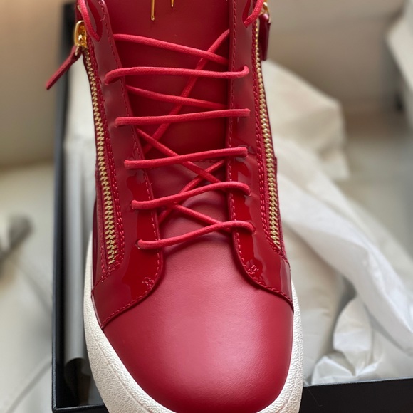 Giuseppe - Picture 4 of 10